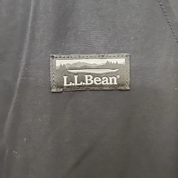 L.L.Bean Womens Black 3-Season Bomber jacket sz Medium - Picture 3 of 10
